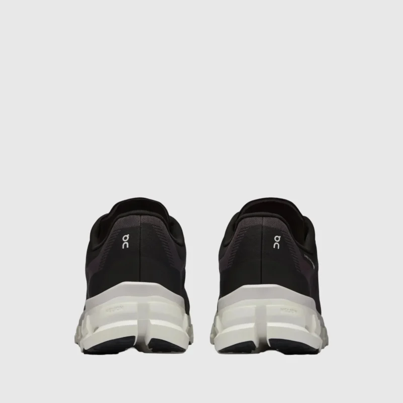 ON SHOE CLOUDFLOW 4 MN BLACK/WHITE - Image 2